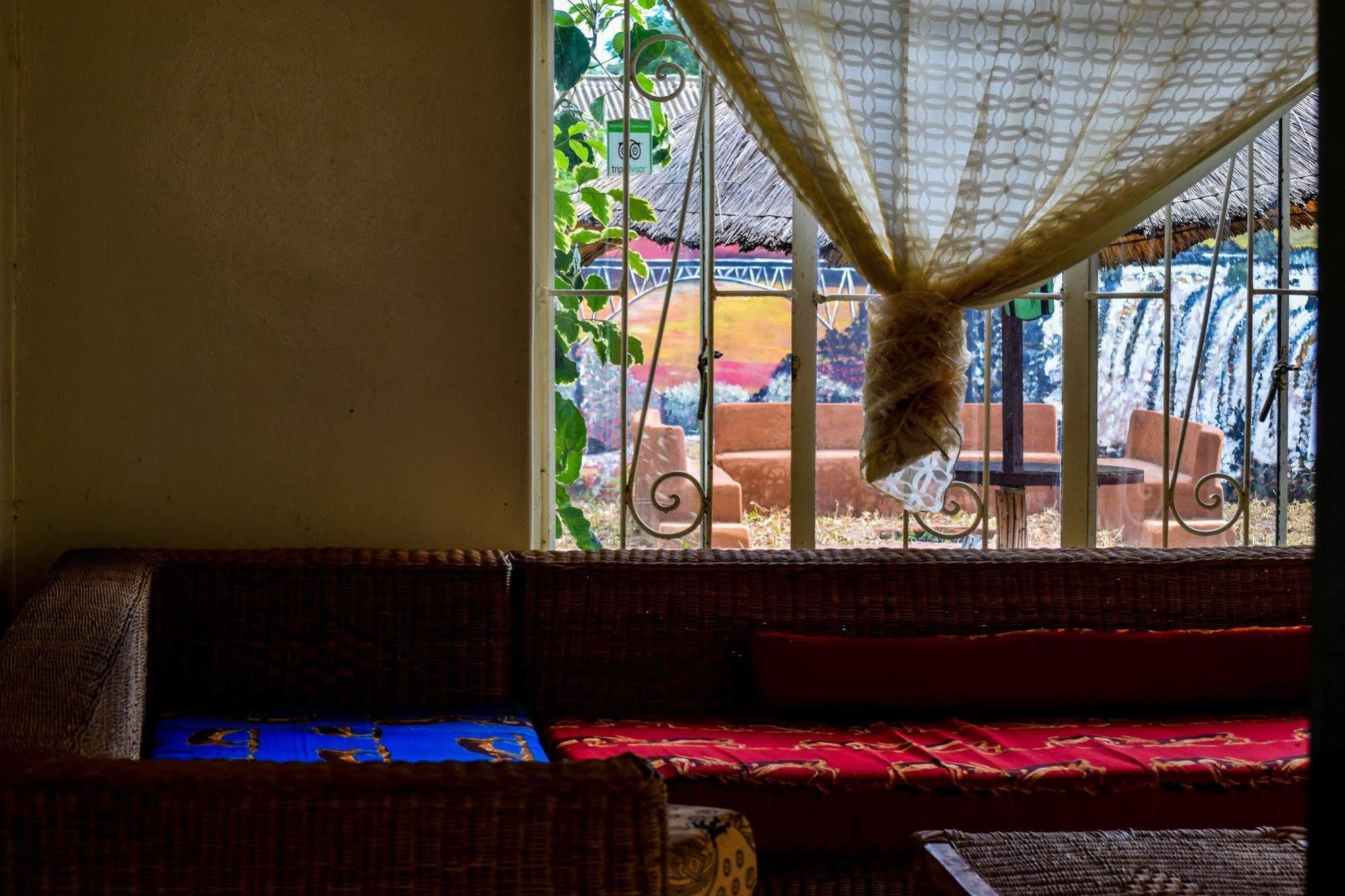 Zinga Backpackers Hotel Livingstone Luaran gambar